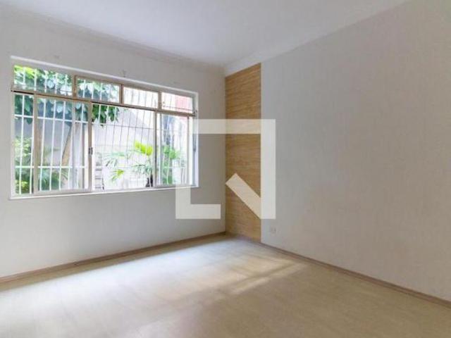 CASA RESIDENTIAL em São Paulo São Paulo, Pacaembu