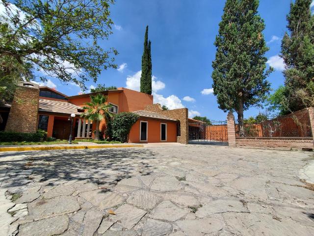 Casa Residencia En Venta Sector Las Huertas Al Norte Saltillo