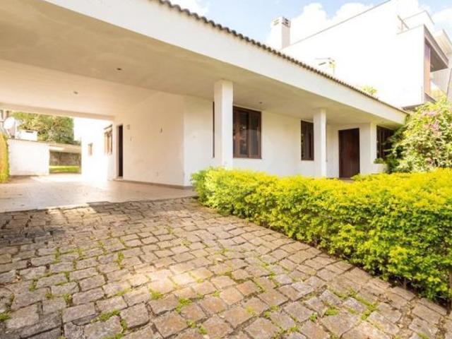 Casa Residencial no Água Verde