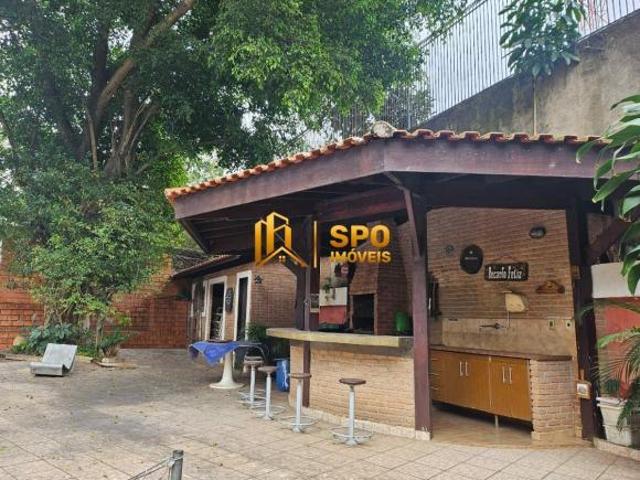 Casa Residencial à Venda com 225m2 no bairro do Jardim Marajoara