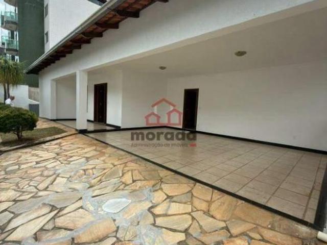 Casa residencial à venda em Belvedere, Itaúna 3 quartos, 2 suítes, varanda gourmet, frente