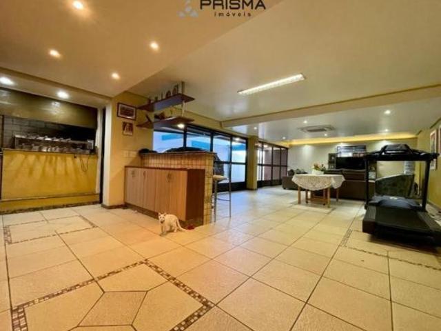 Casa residencial à venda no bairro Nossa Senhora de Lourdes em Santa Maria