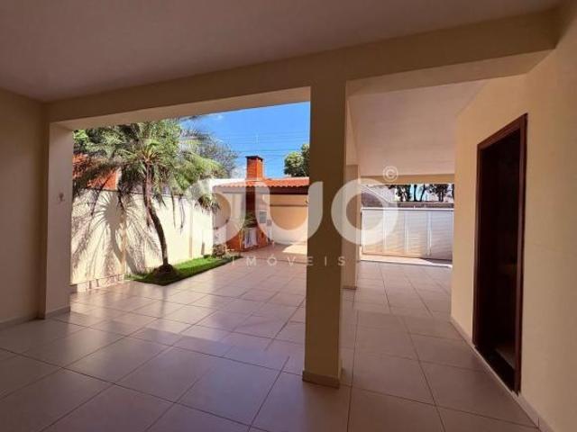 Casa residencial à venda no Parque Santa Cecília, Piracicaba – 3 quartos e churrasqueira