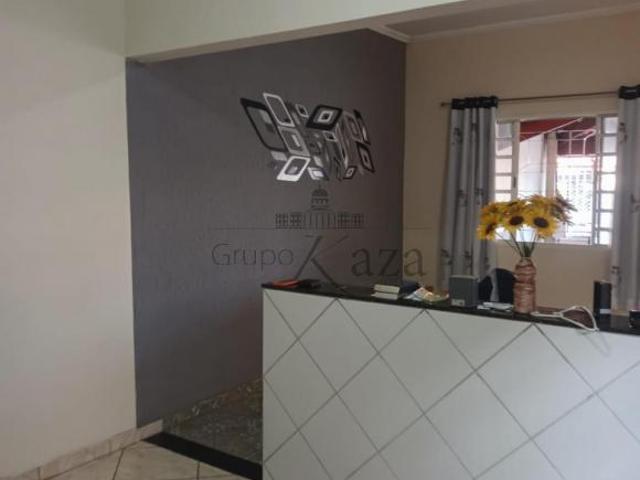 Casa Residencial Altos do Bosque 2 Dormitórios 115m²