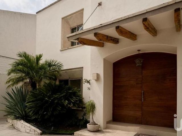 CASA RESIDENCIAL ÁNGELES EN CENTRO SUR QRO