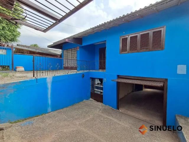 Casa residencial com 02 dormitórios