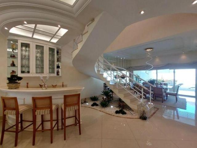 Casa com 3 dormitórios à venda, 466 m² por R$ 3.980.000,00 Vila Frezzarim Americana/SP