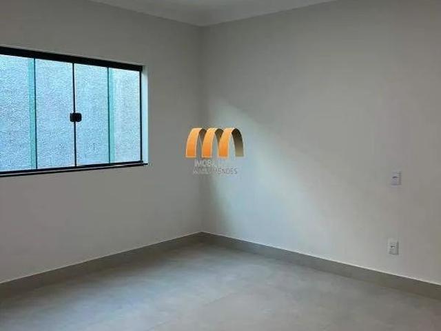Casa residencial com 3 quartos e suíte para aluguel no Bairro De Lourdes, em Anápolis