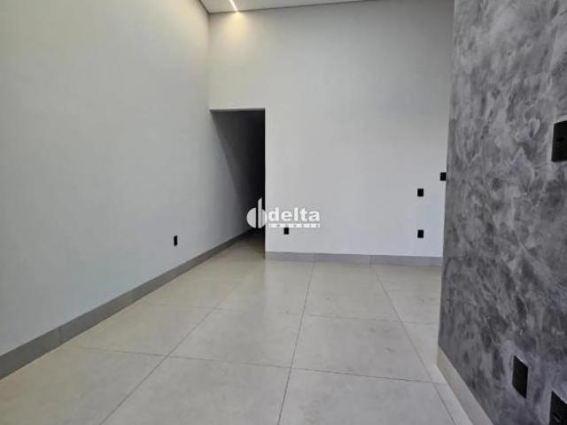Casa residencial com 3 quartos sendo 1 suíte disponível para locação no bairro Jardim Brasília em Ub