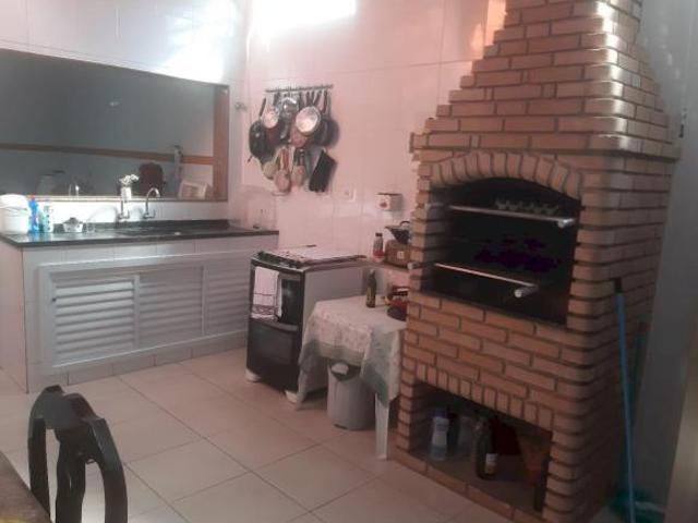 Casa Residencial Com Edicula