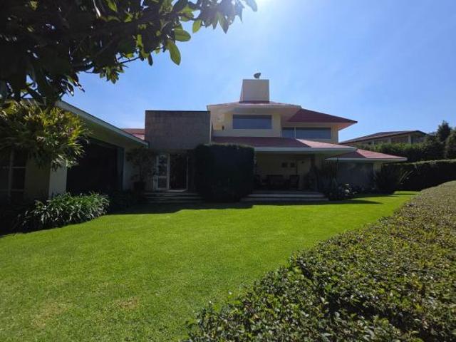 Casa residencial con jardín en Lomas Country Club, Naucalpan de Juárez