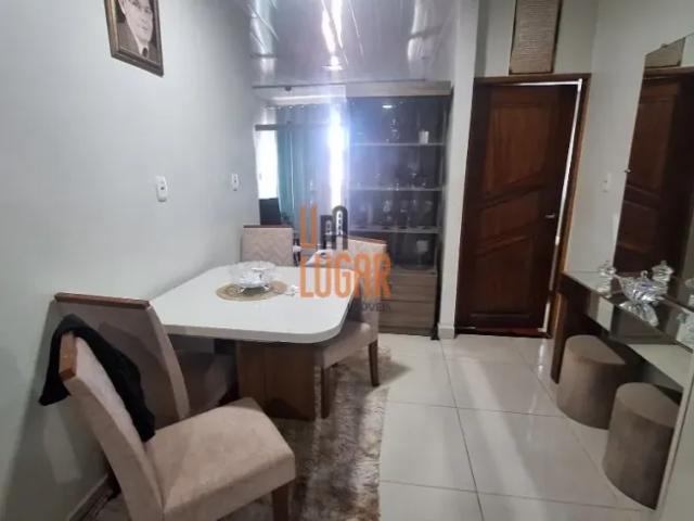 Casa residencial e comercial de 2 andares para venda na RuaBolonha, Tapanã