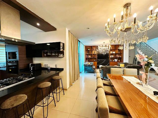 Casa Residencial El Cielo, con piscina en Renta