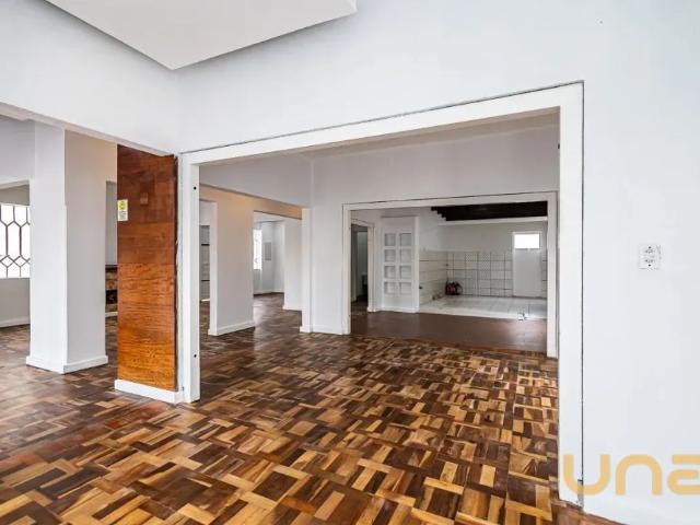 Casa Residencial em Cabral para Aluguel – CA0137 PAR