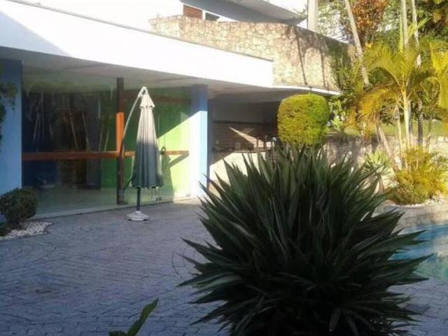 Casa Residencial em Interlagos, São Paulo 4 Quartos, Piscina, Jardim