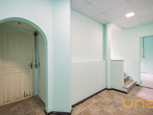 Casa Residencial em Parolin para Aluguel – CA1022 GOMG