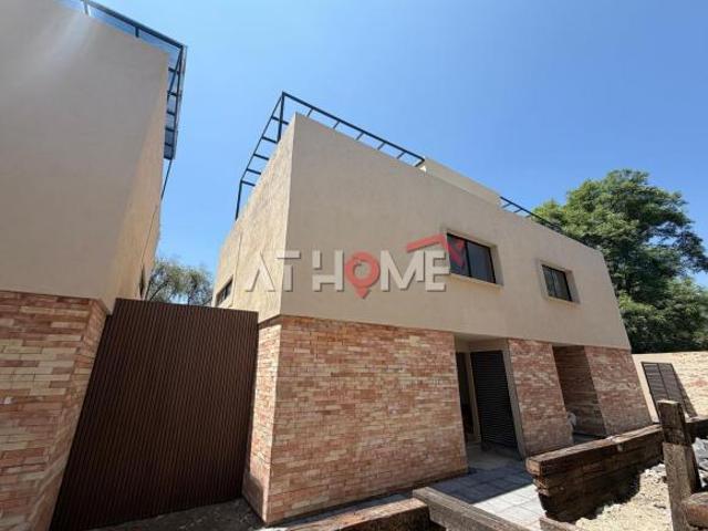Casa Residencial en Venta con Roof Garden – Atrás de Plaza San Diego, San Juan Cuautlancingo