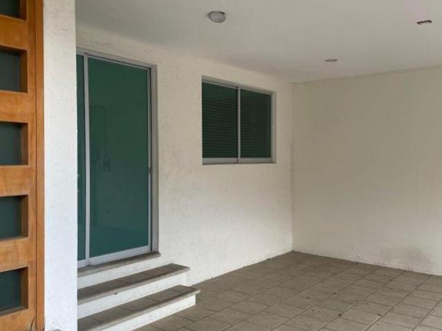 CASA RESIDENCIAL EN VENTA EN 1er CUADRO DEL FRACCIONAMIENTO ÁNIMAS EN XALAPA VERACRUZ OPORTUNIDAD!