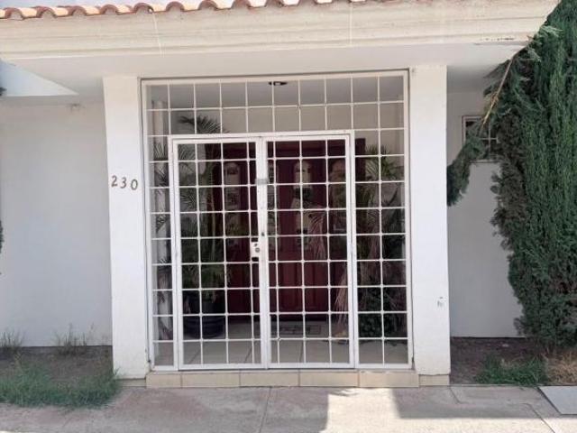 Casa Residencial en Venta Fracc. Los Ángeles, Durango. Ubicación Premium