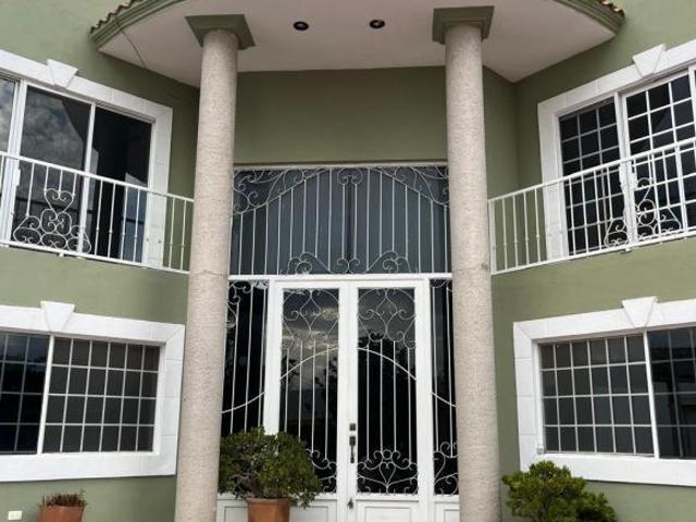 CASA RESIDENCIAL EN VENTA GARABITOS NUEVO 4