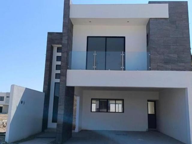 CASA RESIDENCIAL EN VENTA LAS NOAS,QUINTAS DEL PALMAR