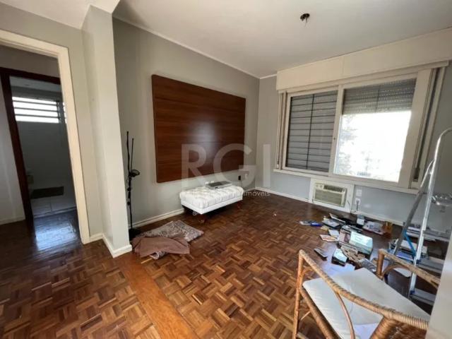 Casa residencial para locação no bairro Três Figueiras 232 m² com 4 dormitórios/quartos
