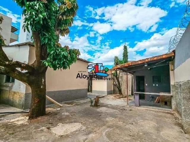 Casa Residencial Para Aluguel Com 5 Quartos No Centro de Sete Lagoas/mg
