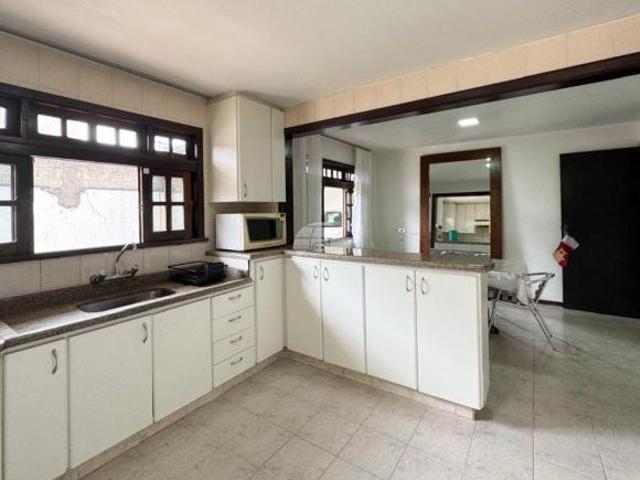 Casa Residencial para Venda com 3 quartos no Bairro Centro São José Dos Pinhais