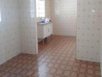 RA Amil vende Casa Térrea com 03 Dormitórios sendo 01 suíte, no Jardim Morumbi, Zona Sul de São José