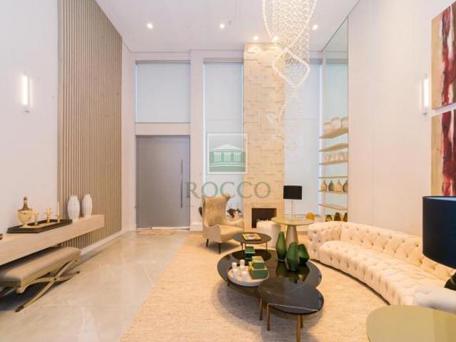 Casa Residencial para vender na Avenida Edgard Stellfeld, 806 Jardim Social, Curitiba PR CEP 8