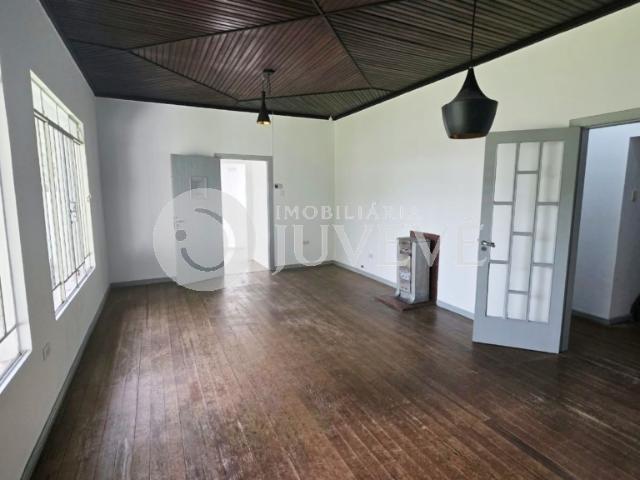 Casa Residencial R. Presidente Rodrigo Otavio, nº1720. Hugo Lange Curitiba/PR