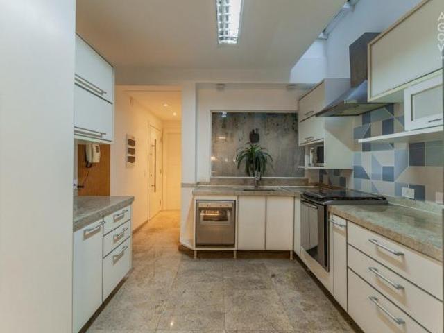 Casa Residencial, 04 Suítes, 03 Vagas, Jardim, Rebouças, Curitiba