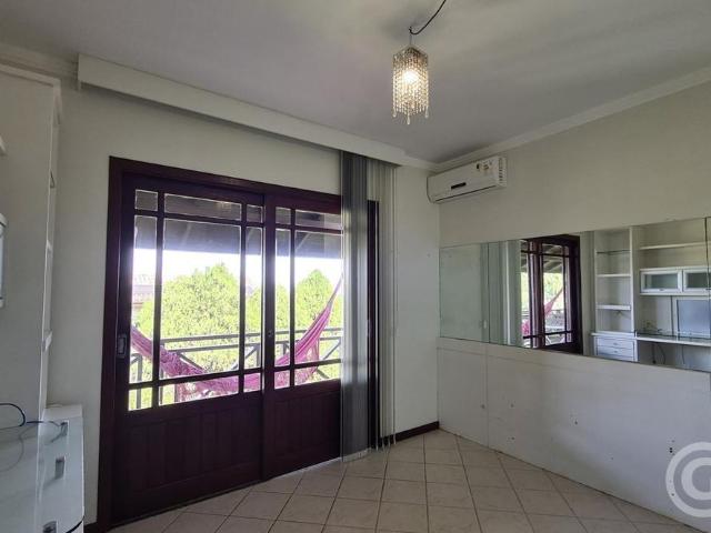 Casa residencial, 314.00m²