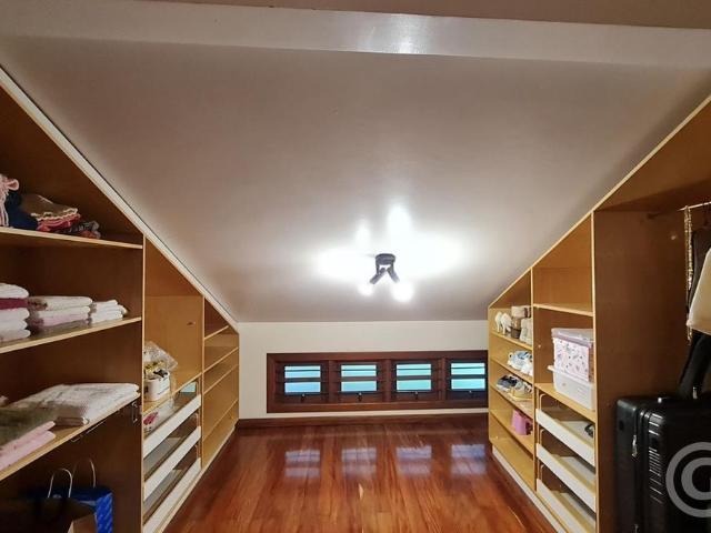 Casa residencial, 180.00m²
