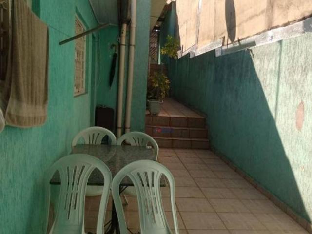 Casa residencial 2 dormitórios 1 vaga de pagagem coberta e salão comercial Jardim Bela Vista G