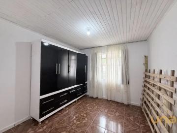 Almirante Tamandaré, Paraná - Garagem, Área de serviço