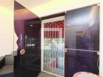 Praça Doutor Del Vecchio - Garagem