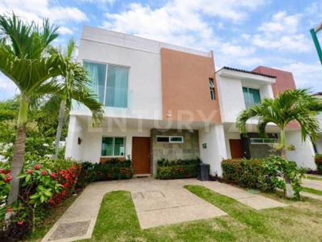 Casa Rio de Janeiro en Renta en Residencial Entre Ríos, Fluvial Vallarta
