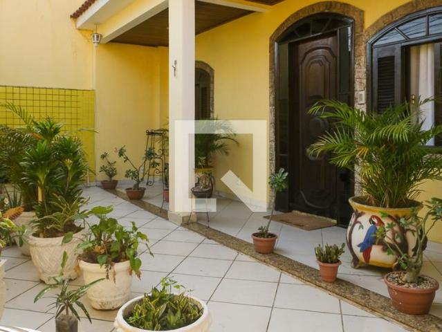 Casa, Rocha Sobrinho, 3 Quartos, 150 m2 Mesquita