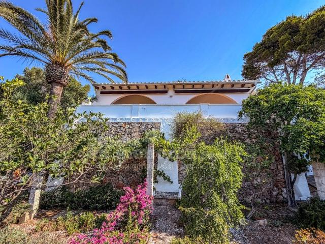 Casa rodeada de campo en Cala Santandria 137m² Ciutadella de Menorca