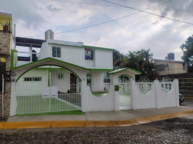 CASA STAFF EN RENTA