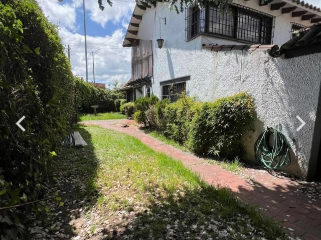 CASA Suba x calle 127 calatrava, Niza, Bogotá