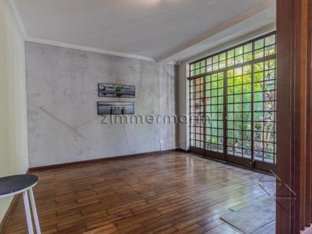 CASA SUMARÉ 3 DORMITÓRIOS 1 VAGA