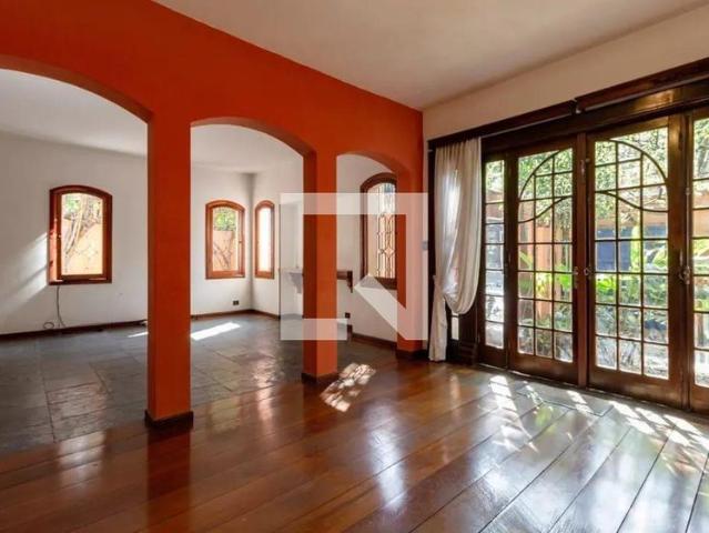 Casa, Sumaré, 3 Quartos, 280 m2 São Paulo