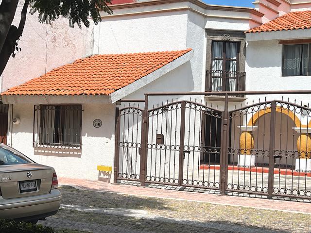 CASA SUPER UBICADA COL BRUJAS