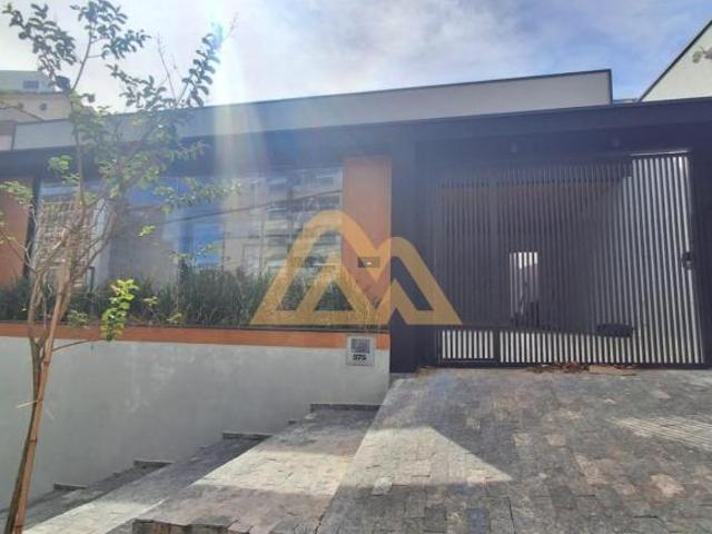 Casa, São Benedito, Poços de Caldas, MG