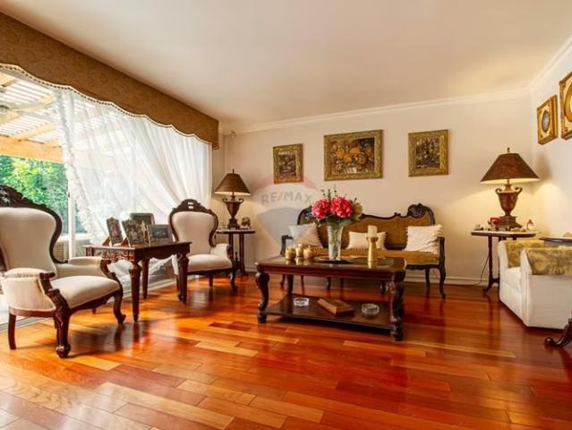 Casa san carlos excelente conectividad | 5 dormitorios por 22980.00 en Las Condes