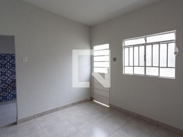 Casa, Santa Cruz, 1 Quarto, 30 m2 Belo Horizonte
