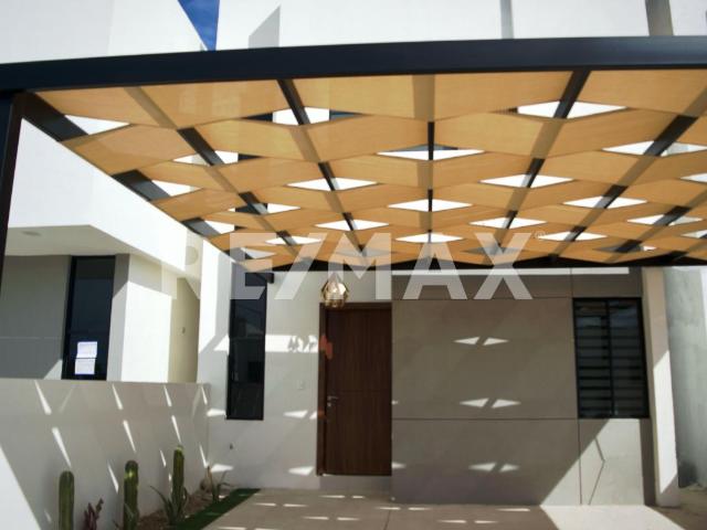 CASA SANTA LUCIA EN VENTA EN SAN RAFAEL RESIDENCIAL