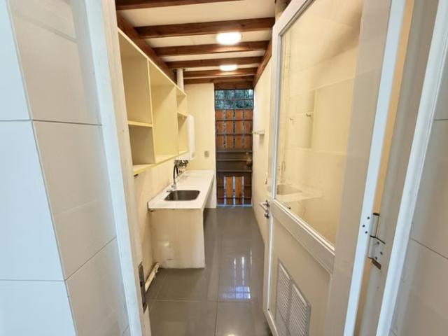 Casa se vende gran casa en lomas de montemar cód. 605 | 4 dormitorios por 10500.00 en Concón